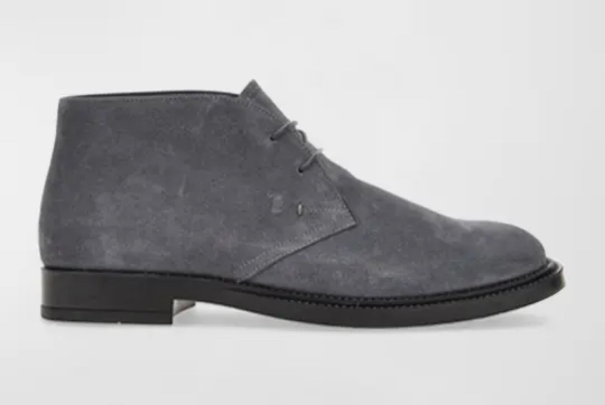 Tods Suede Lace-Up Chukka Boots in Grey