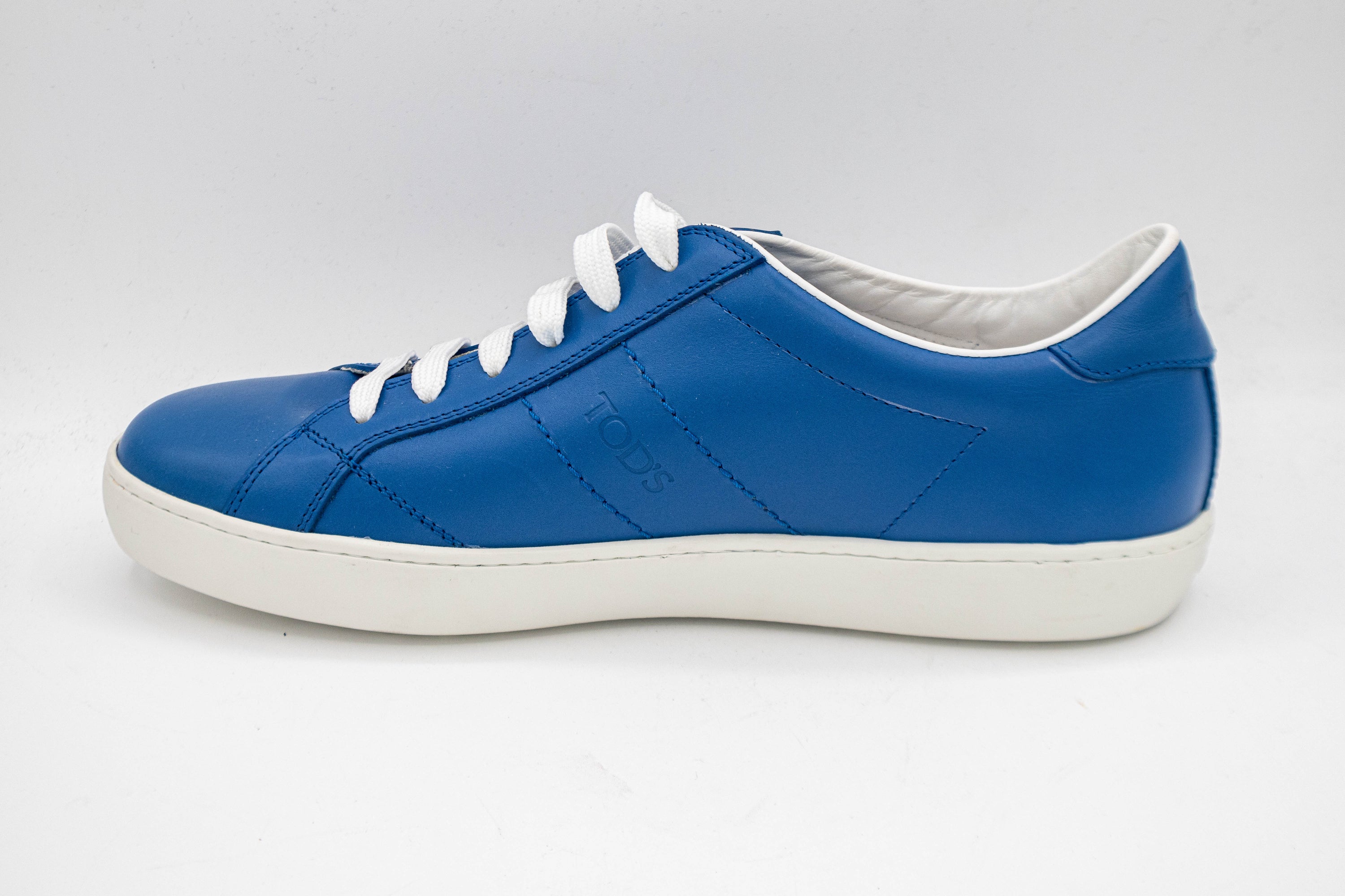 Tods Leather Low-Top Sneakers with Contrast Sole Blue