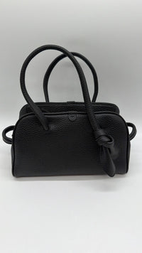 JACQUEMUS JACQUEMUS PICCOLO TURISMO LEATHER SHOULDER BAG - BLACK