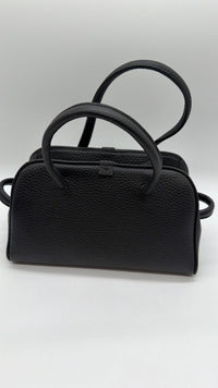 JACQUEMUS JACQUEMUS PICCOLO TURISMO LEATHER SHOULDER BAG - BLACK