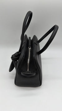 JACQUEMUS JACQUEMUS PICCOLO TURISMO LEATHER SHOULDER BAG - BLACK