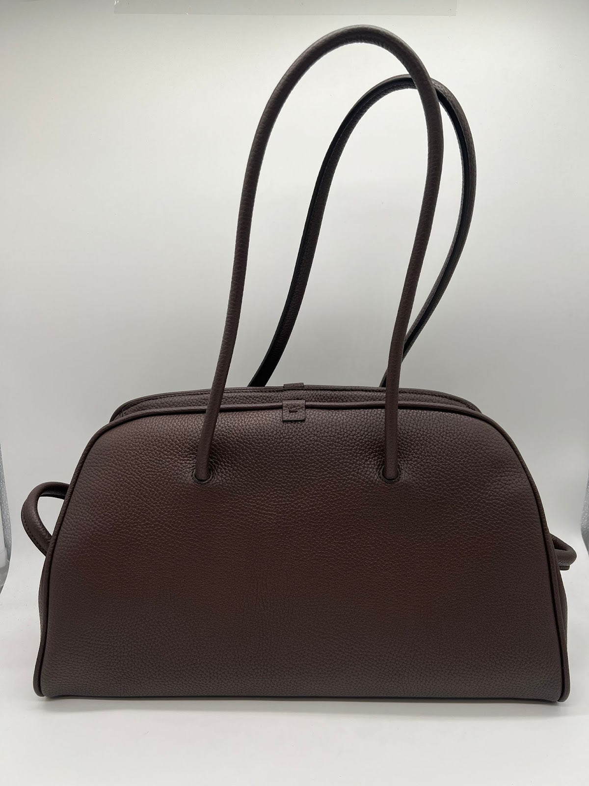 JACQUEMUS JACQUEMUS LE TURISMO LEATHER SHOULDER BAG - BROWN