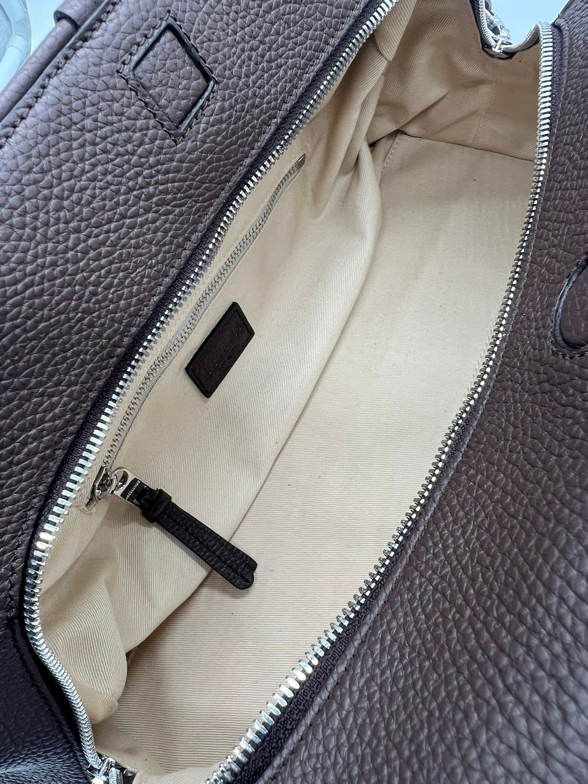 JACQUEMUS JACQUEMUS LE TURISMO LEATHER SHOULDER BAG - BROWN