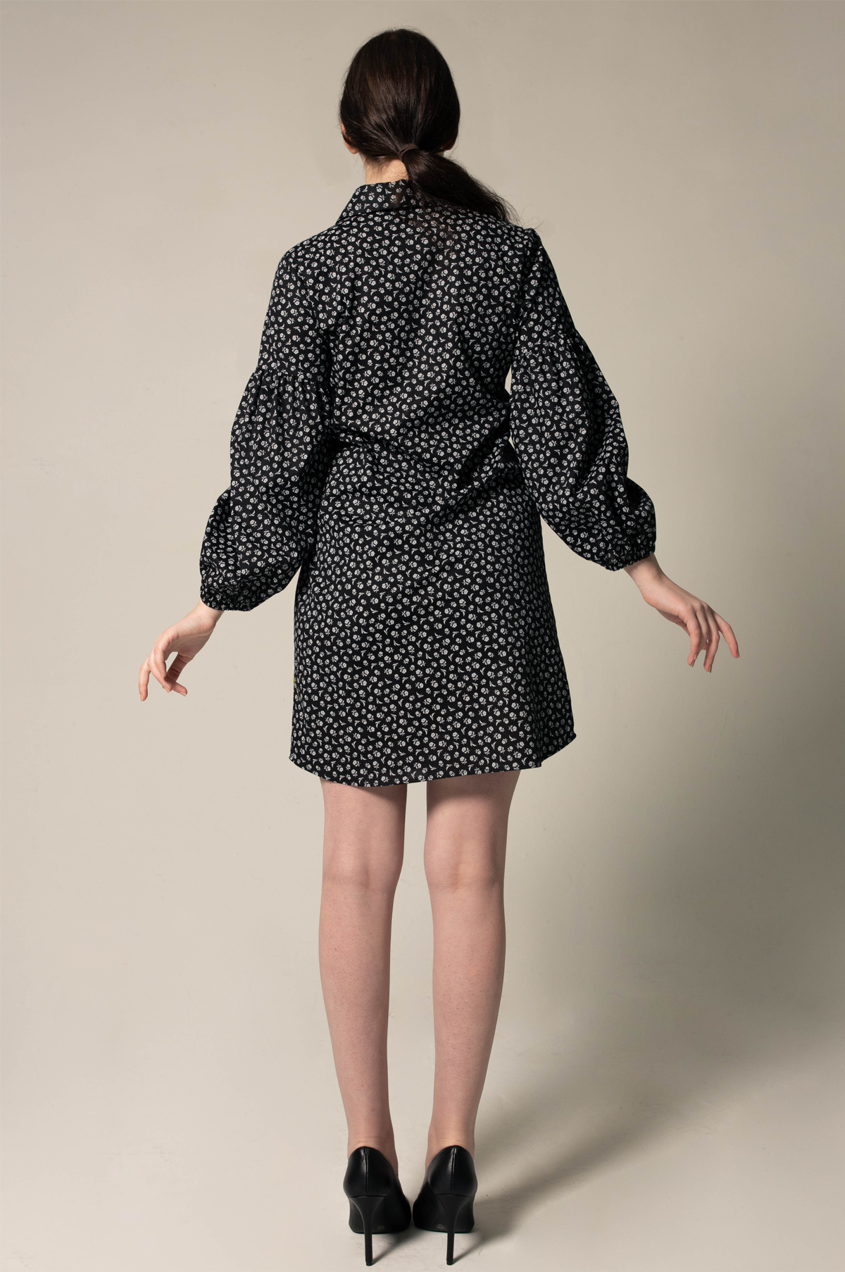 The Black Floral Shirt Dress in Italian Cotton with Oversized Sleeves3