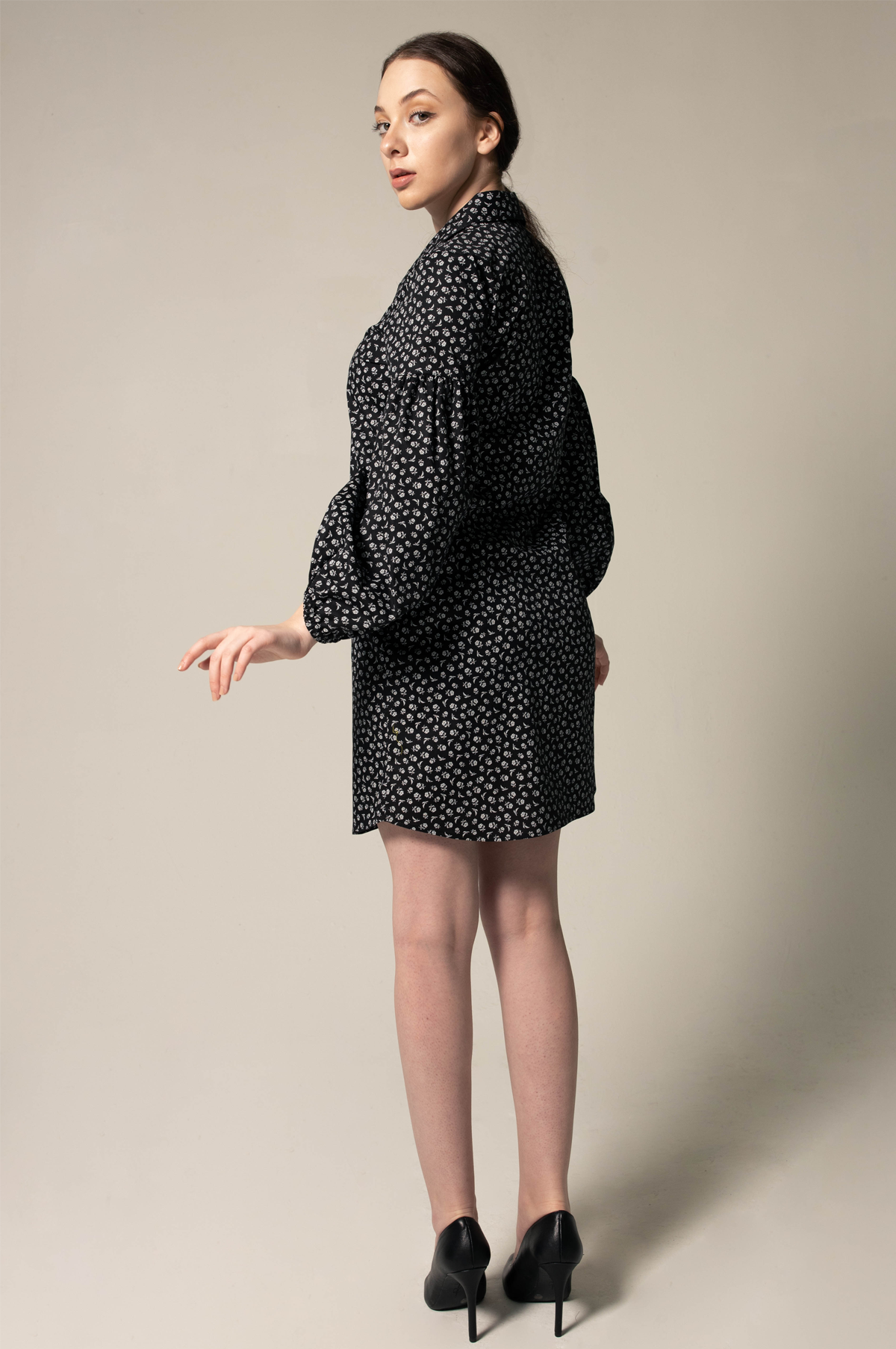 The Black Floral Shirt Dress in Italian Cotton with Oversized Sleeves4