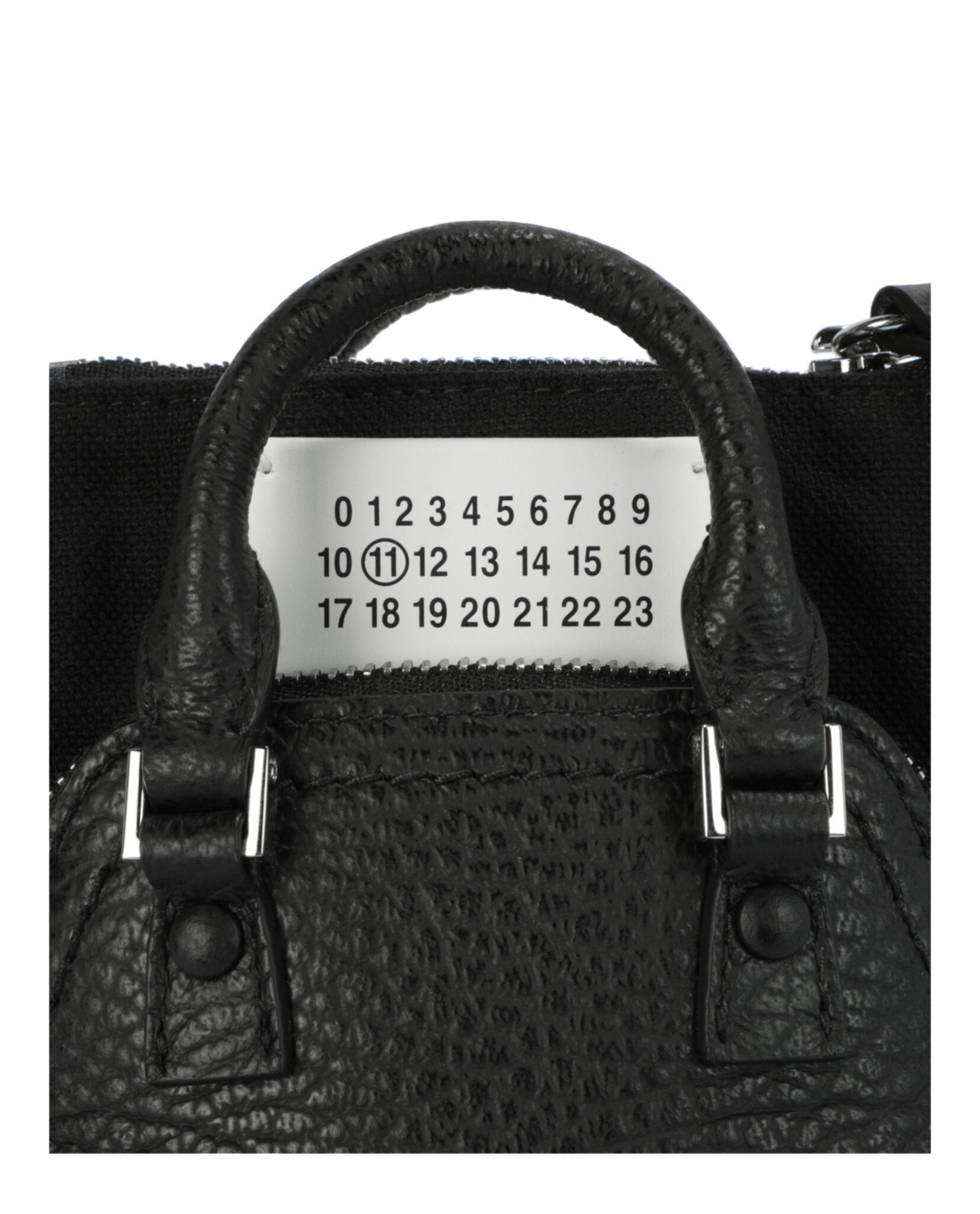 ショルダーバッグ・ポシェット Maison Margiela 24FW Women's 5AC Print Baby Shoulder Bag (SB 5AC Classique Baby leather shoulder bag in purple - Maison