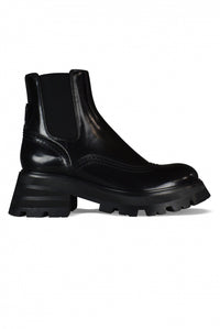 Alexander Mcqueen Women Wander Chelsea Boots