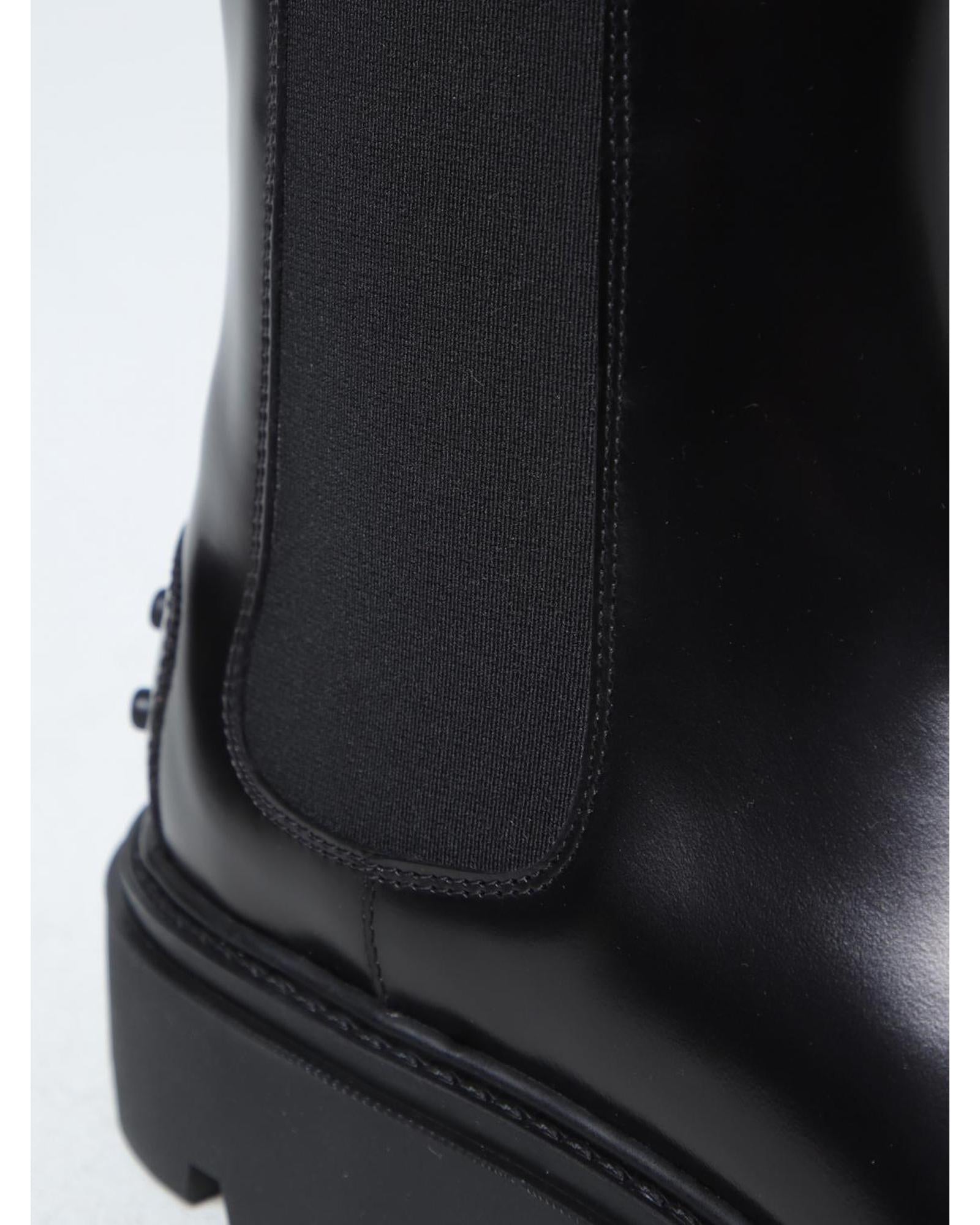 Tod's Chelsea Boots Lug Sole Women Black Ankle Boots