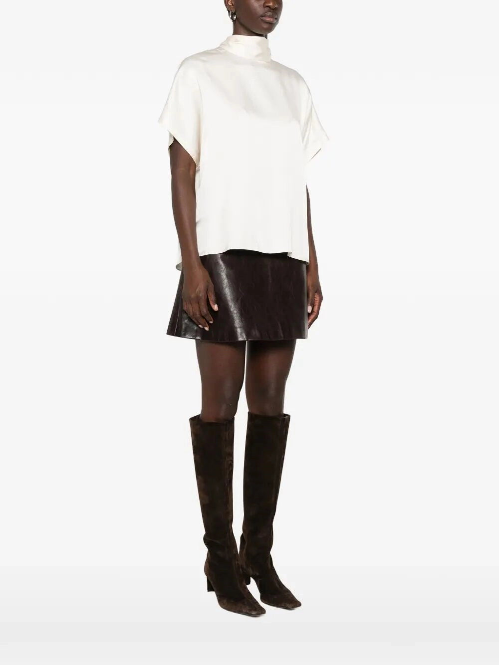 Brunello cucinelli Brunello Cucinelli Women Mock Neck T-Shirt With Monili