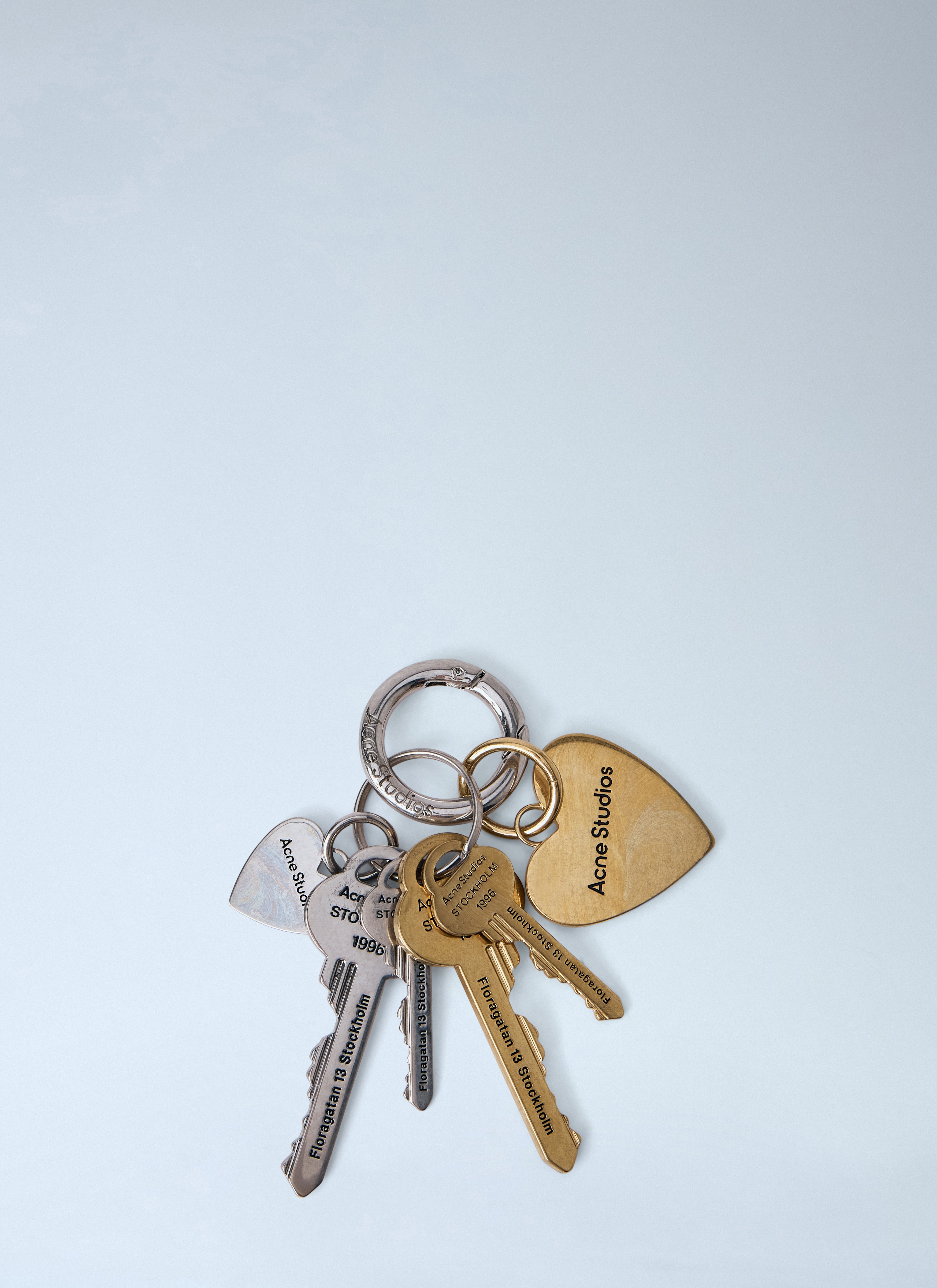Acne Studios Men Engraved Keyring Set – Bluefly