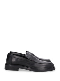 Burberry Burberry Men Pembroke Loafers In Leather And Check