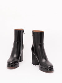 Valentino Garavani Women Fawcette Platform Ankle Boot In Calfskin 90Mm