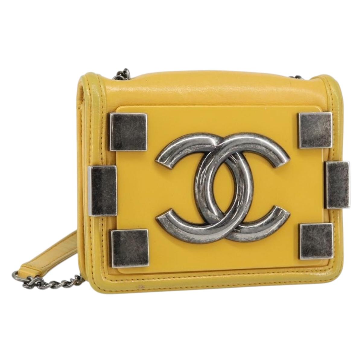 Chanel Boy Brick Flap Bag Lambskin And Plexiglass Yellow Leather Clutche & Pouche Bag (Authentic Pre-Loved)