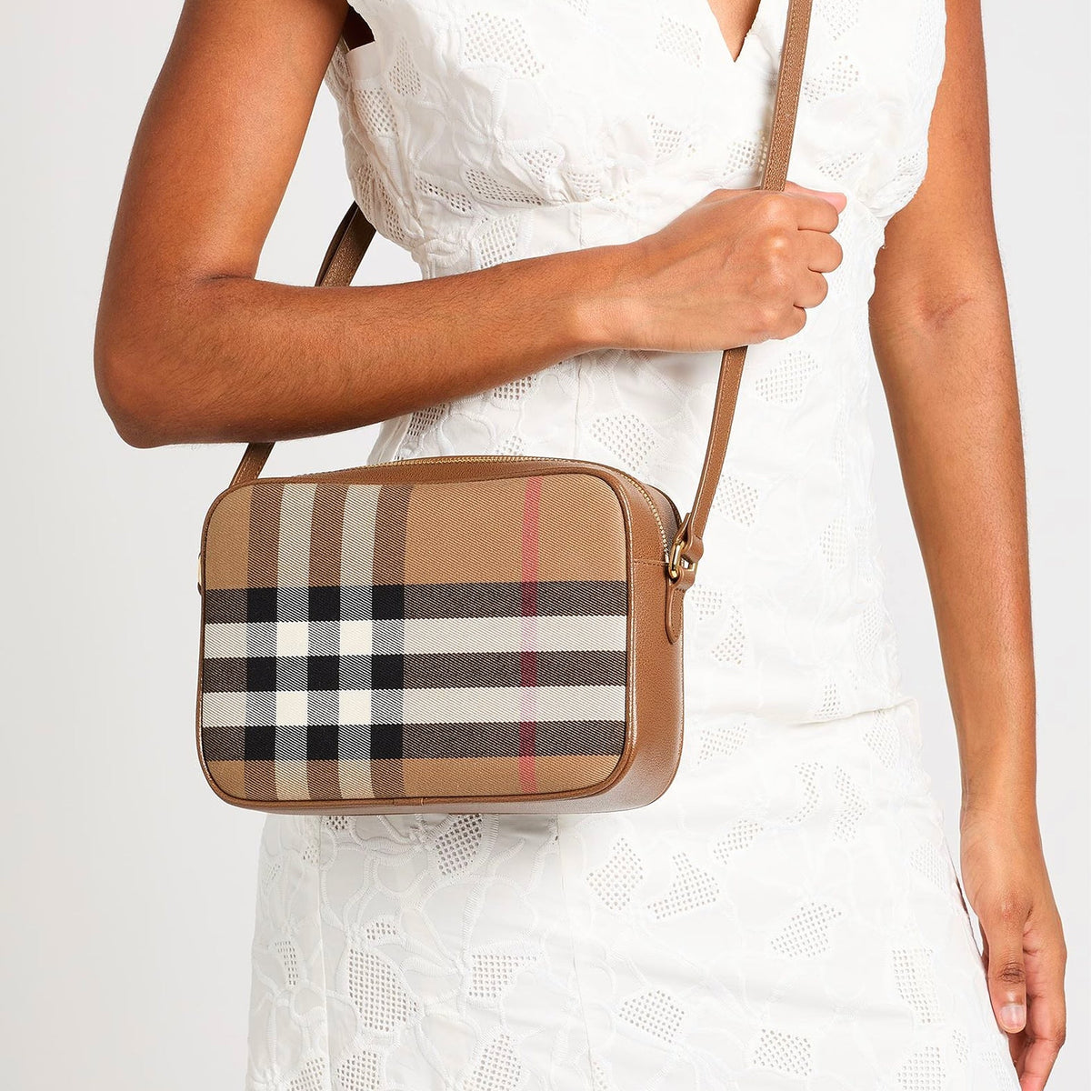 Burberry Burberry Camera Bag Women
