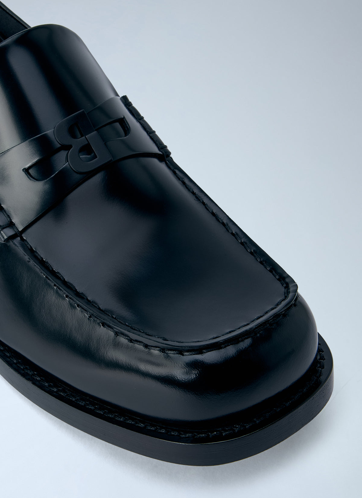 Balenciaga Men Comfy Leather Loafers