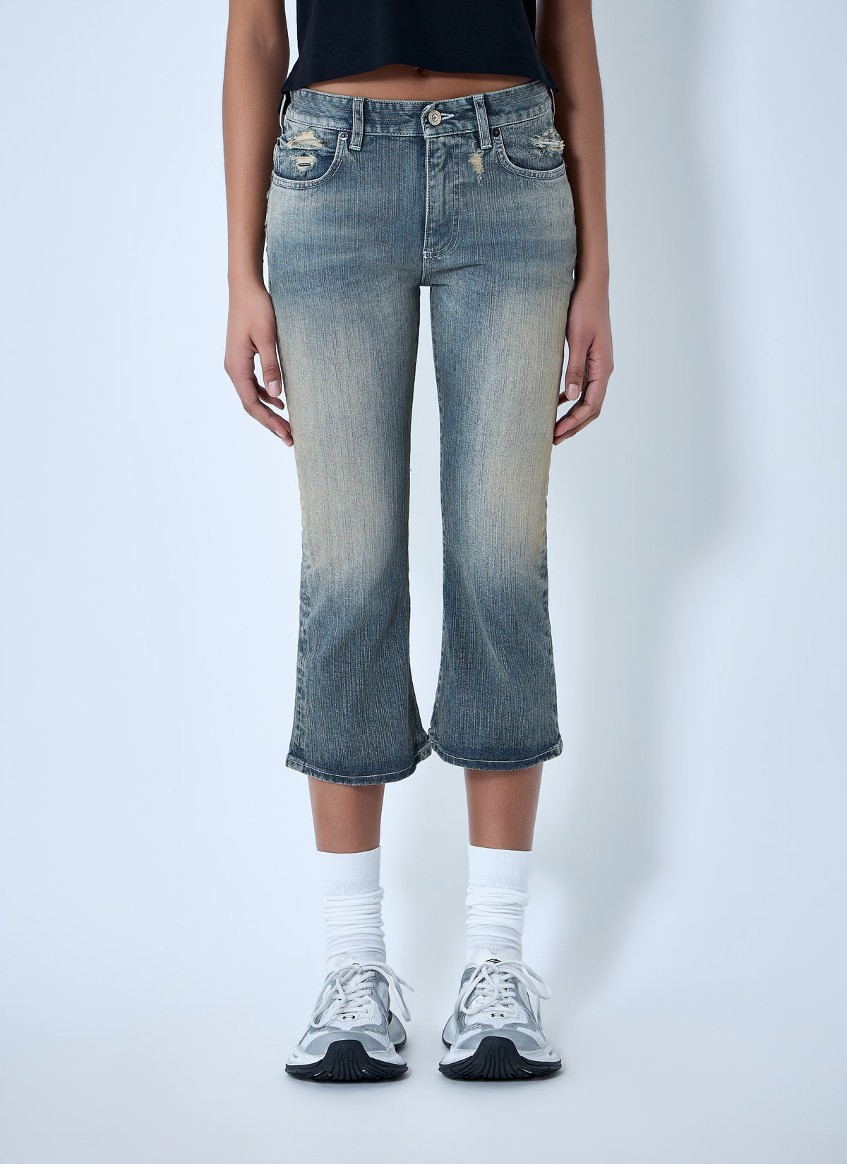 Balenciaga Balenciaga Women Cropped Distressed Denim Jeans