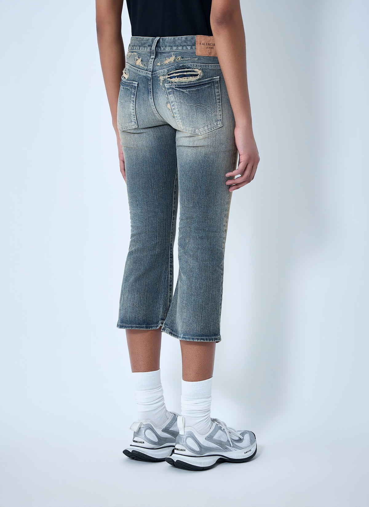 Balenciaga Balenciaga Women Cropped Distressed Denim Jeans
