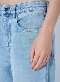 Balenciaga Balenciaga Women Straight-Leg Denim Jeans