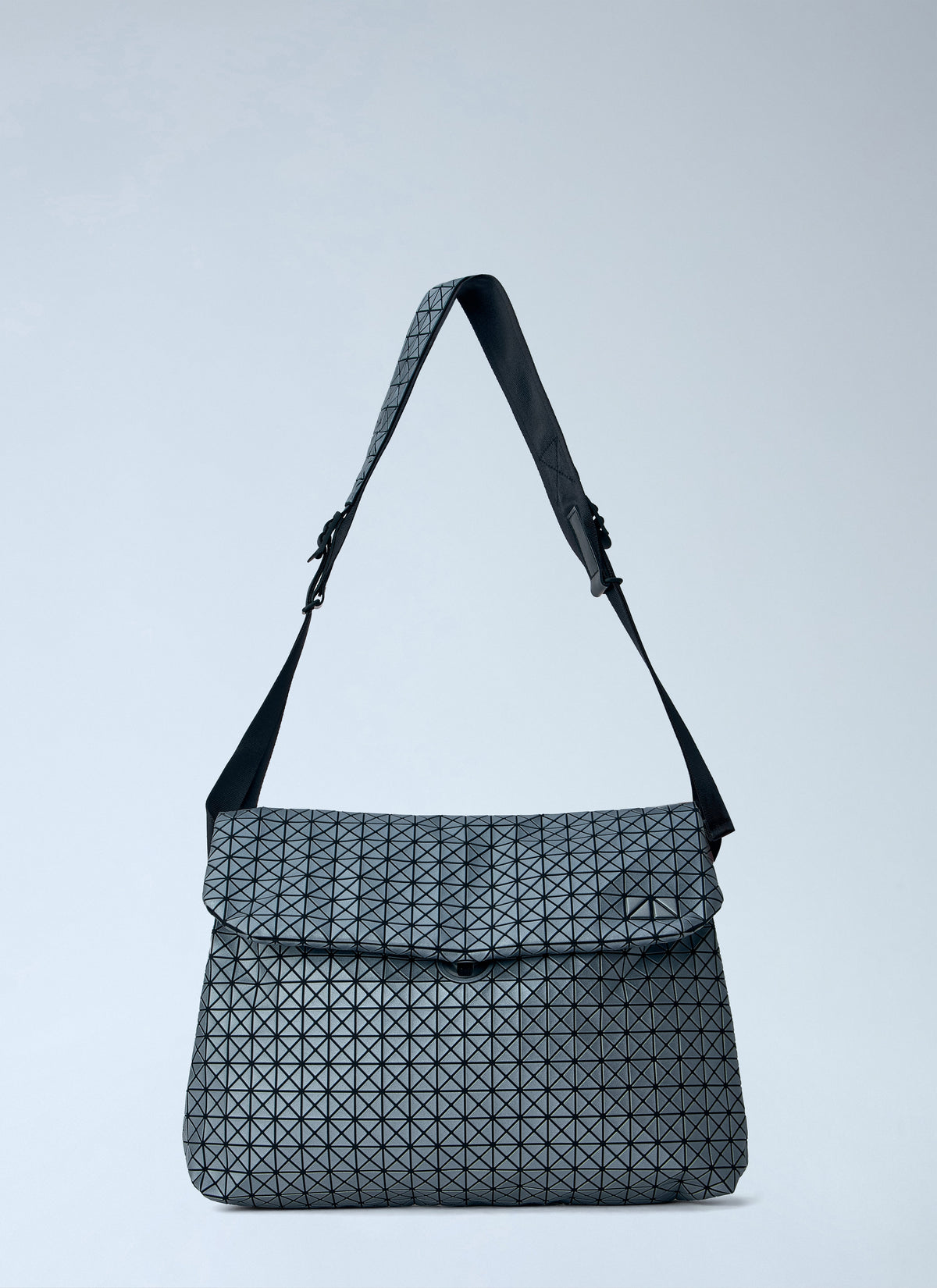 Bao Bao Issey Miyake Bao Bao Issey Miyake Men Froggy Reflector Crossbody Bag