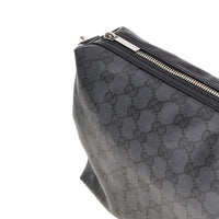GUCCI Gucci Men Gg Supreme Medium Bag