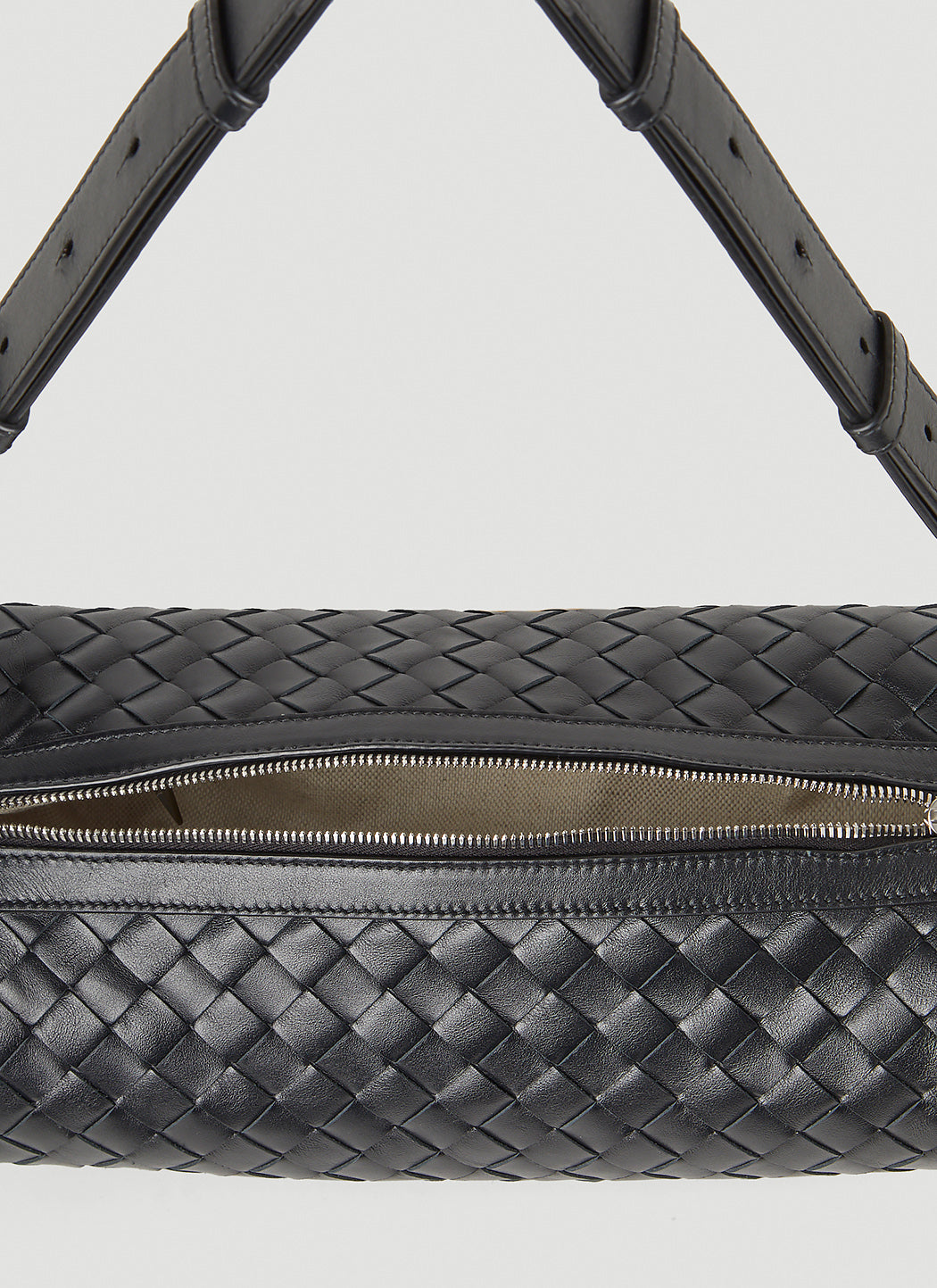 Bottega Veneta Men Cannolo Crossbody Bag