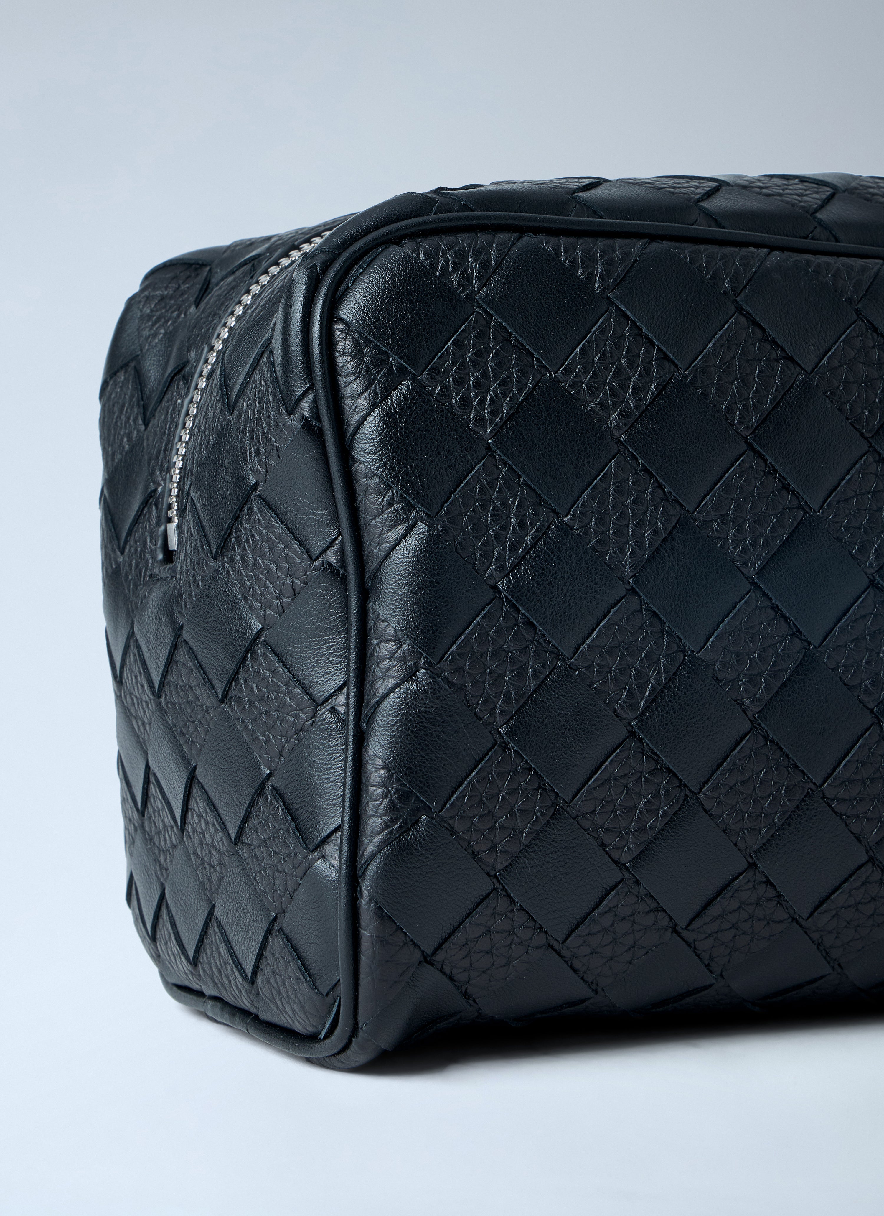 Bottega Veneta Men Intrecciato Travel Pouch