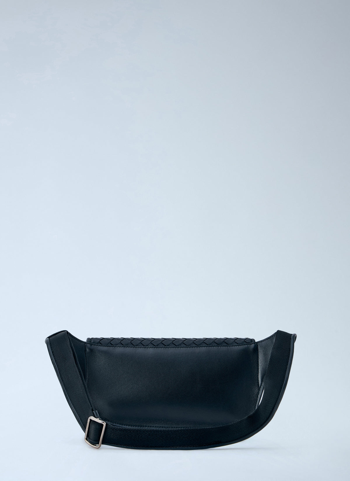 Bottega Veneta Men Intrecciato Woven Leather Belt Bag