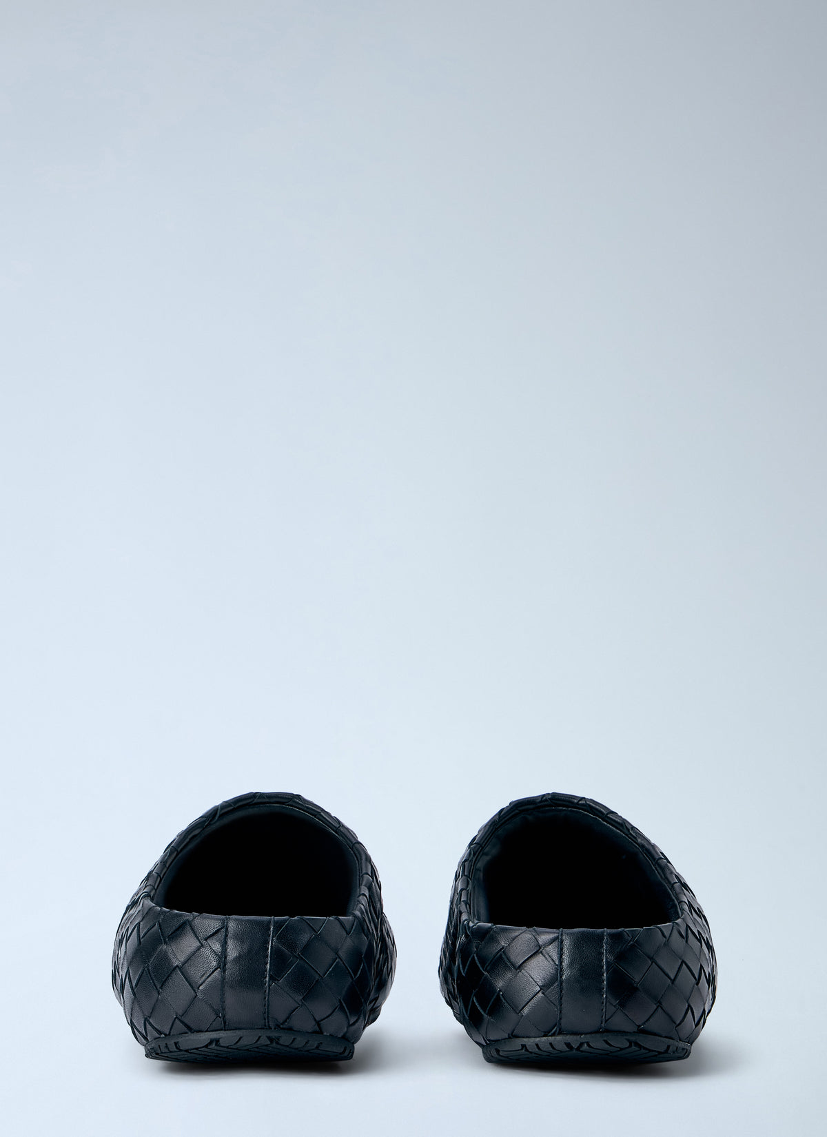 Bottega Veneta Men Klog Intrecciato Mules