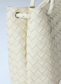 Bottega Veneta Women Medium Andiamo Handbag