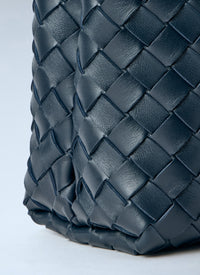 Bottega Veneta Women Medium Andiamo Handbag