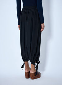 Chloé Women Fluid Pleated Pants In Crêpe De Chine