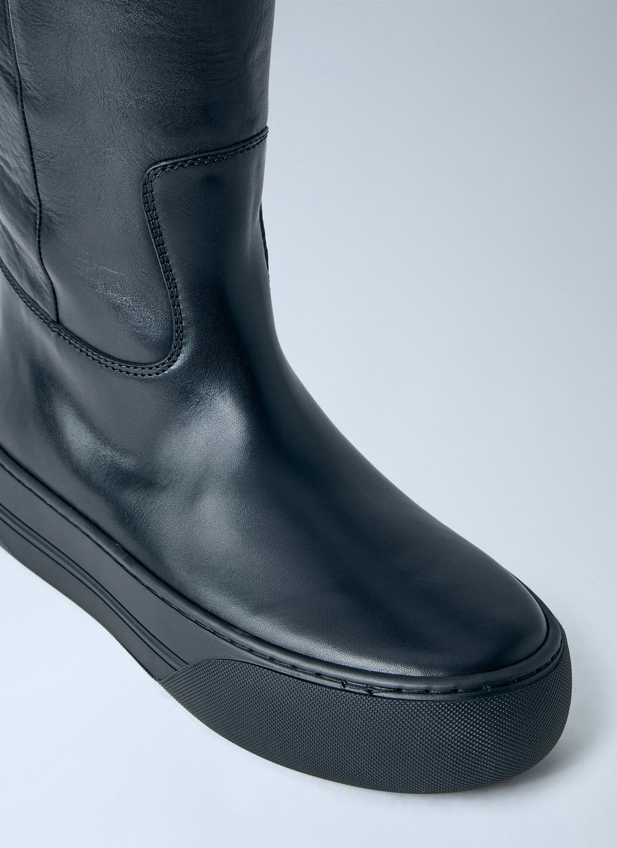 Chloé Women Delia Leather Boots