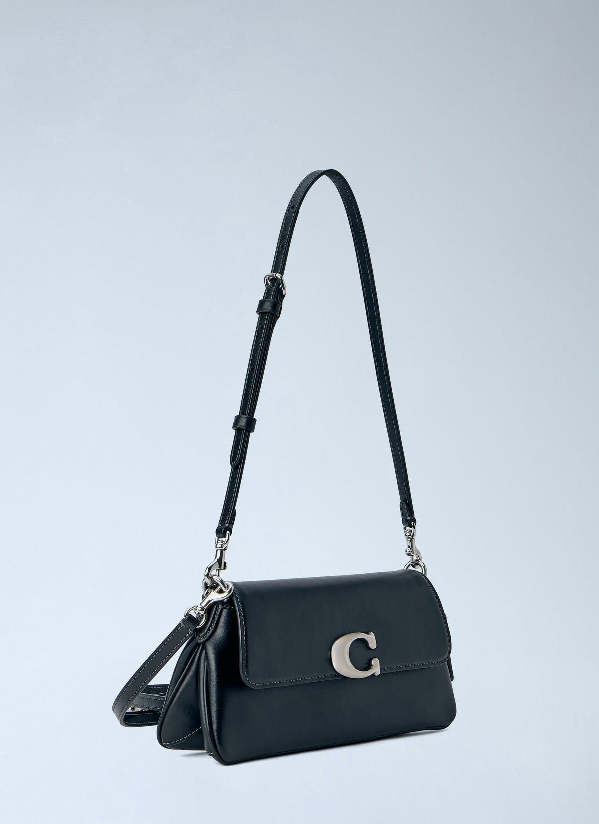 Coach Coach Women Jet Shoulder Bag