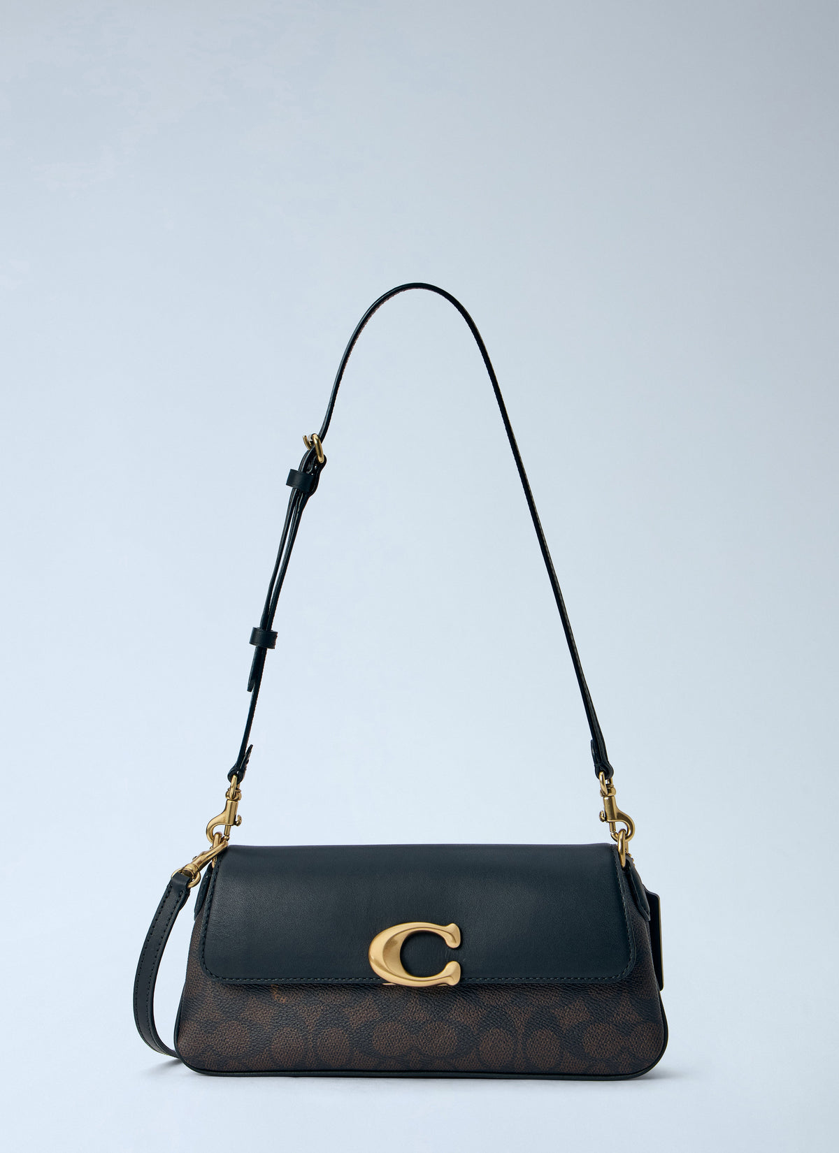Coach Coach Women Jet Shoulder Bag In Signature Upcrafted Leather