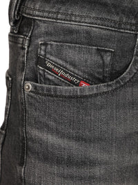 Diesel Men Regular "Larkee" Jeans