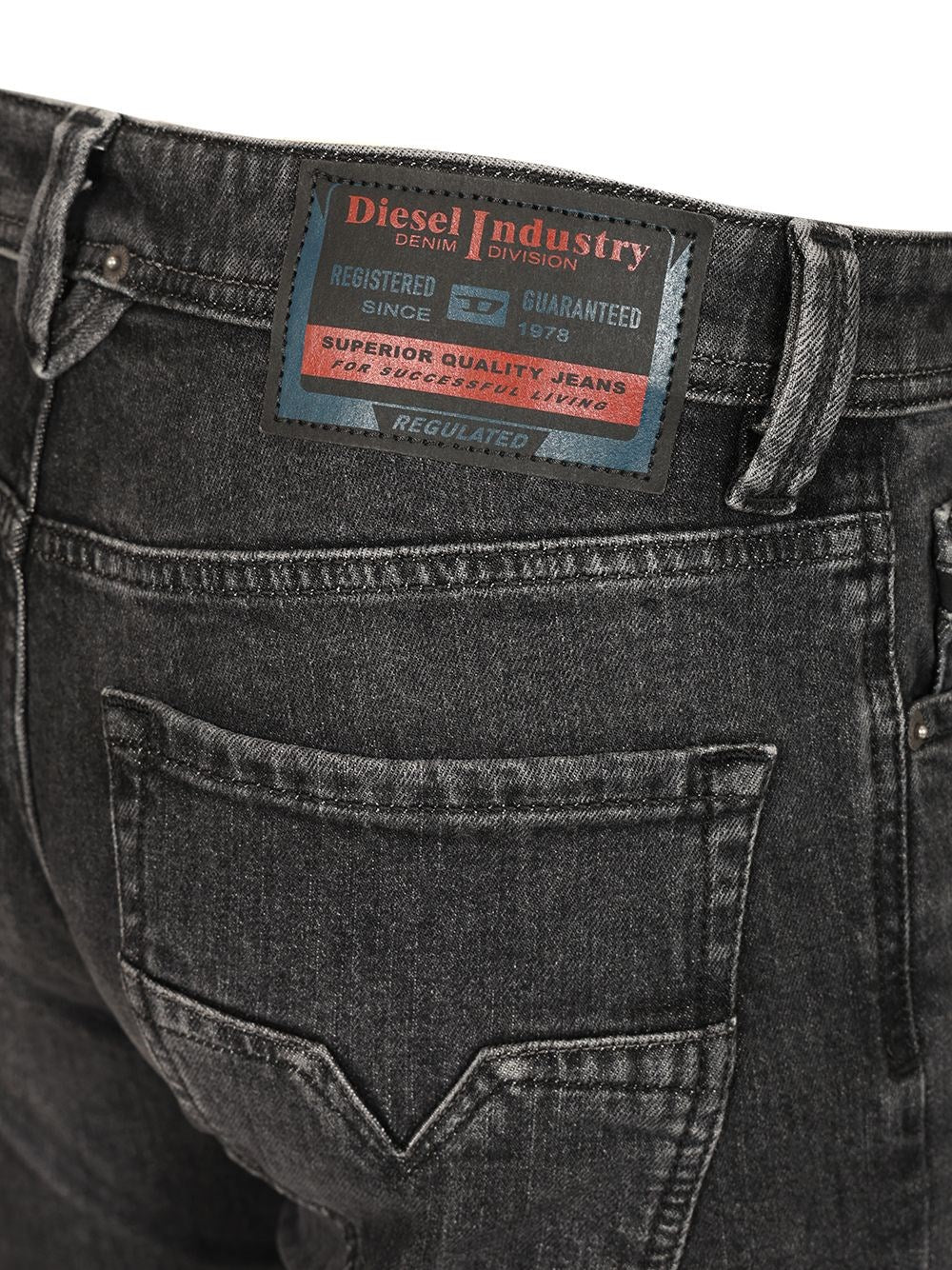 Diesel Men Regular "Larkee" Jeans