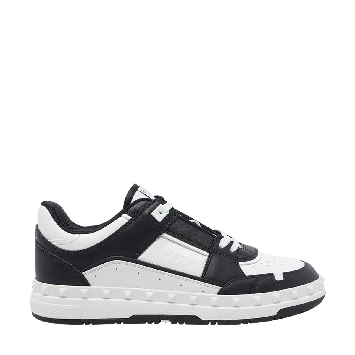 Valentino Garavani Valentino Garavani Men Freedots Sneakers