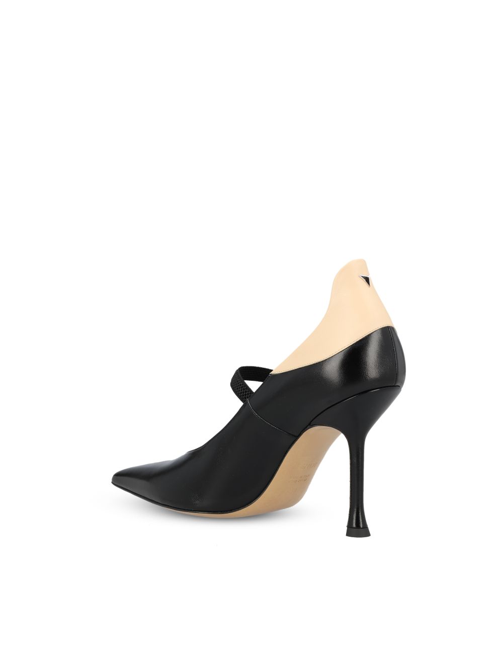 Fendi Women Fendi Nude Leather Pumps