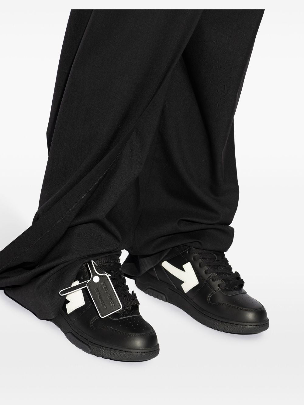 Off-White Men Out Of Office Leather Sneakers