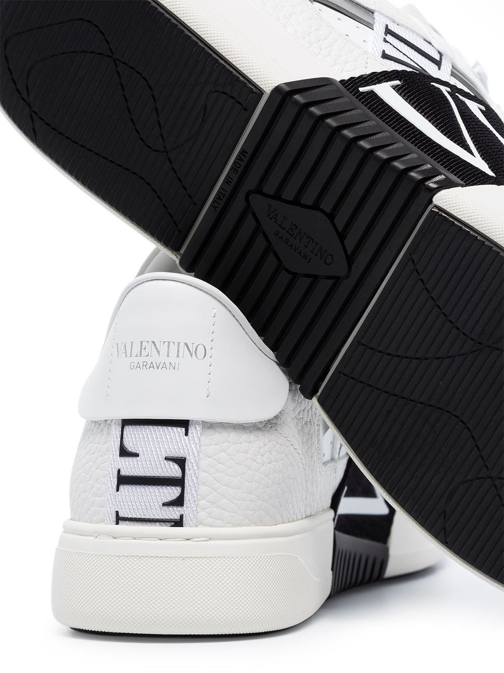 Valentino Garavani Men Vl7n Leather Sneakers