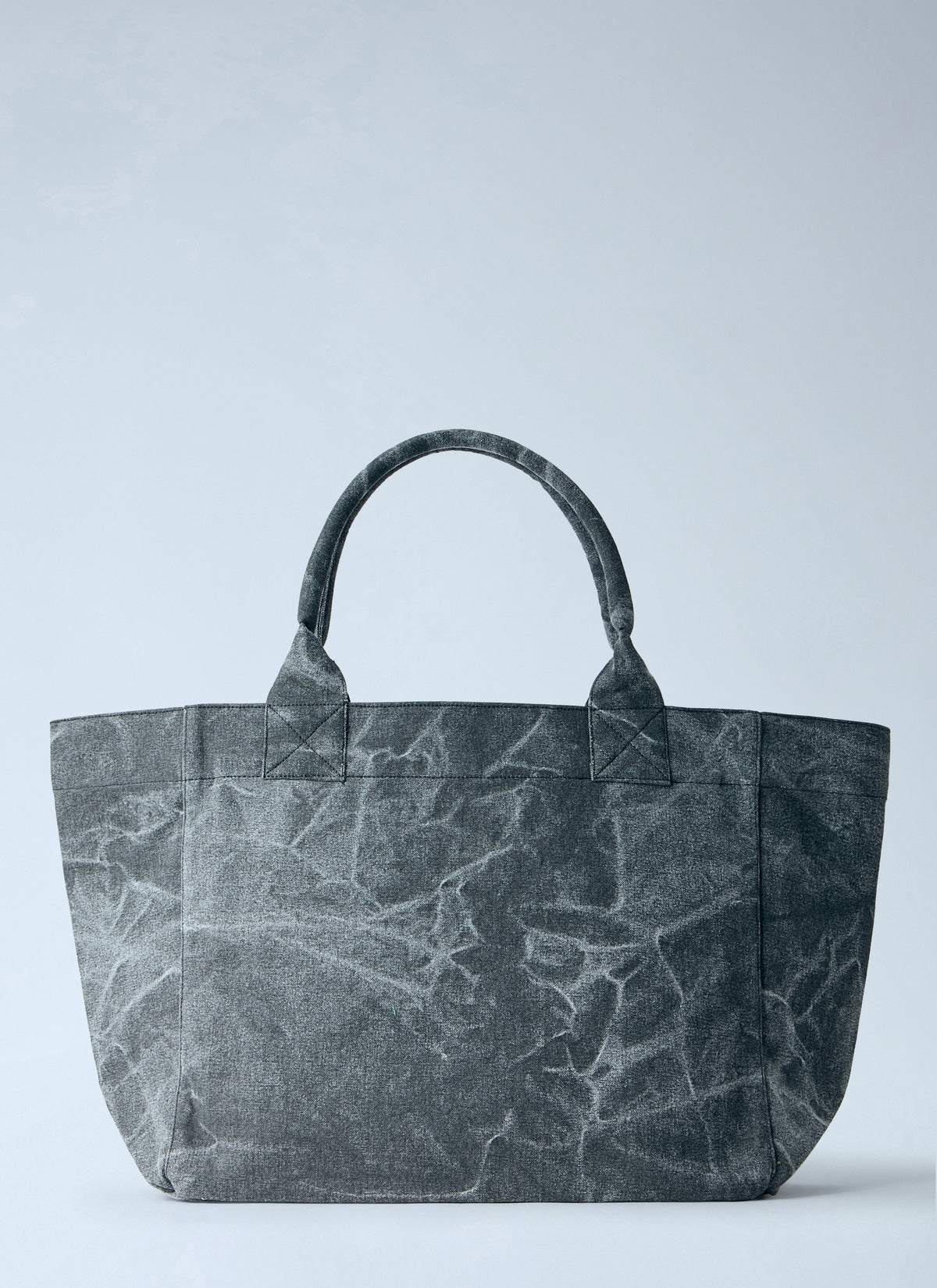 Ganni Women Medium Trapeze Shopping Bag