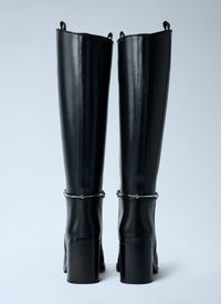 Gucci Women Slim Clamp Boots