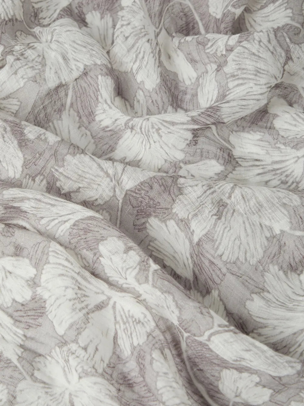 Brunello Cucinelli Floral-Print Linen Scarf