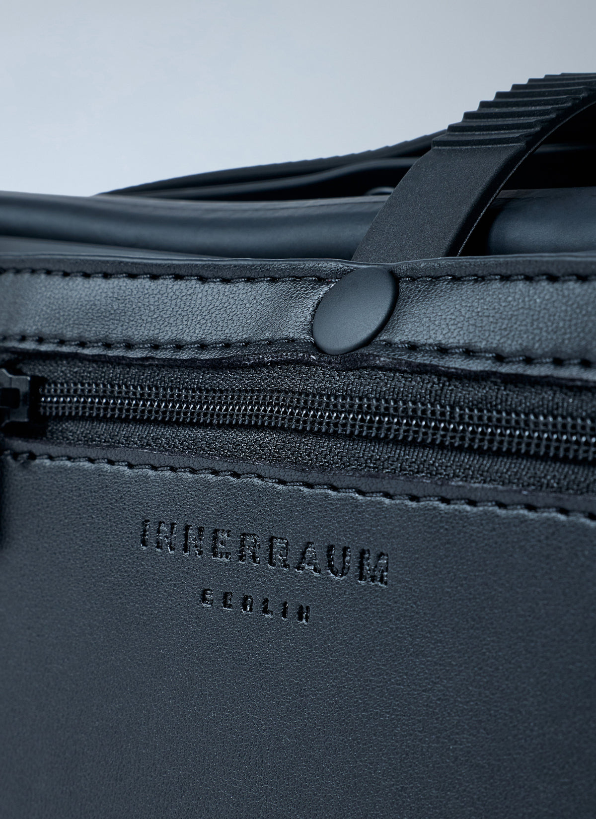 Innerraum Innerraum Women Object I30 Belt Bag