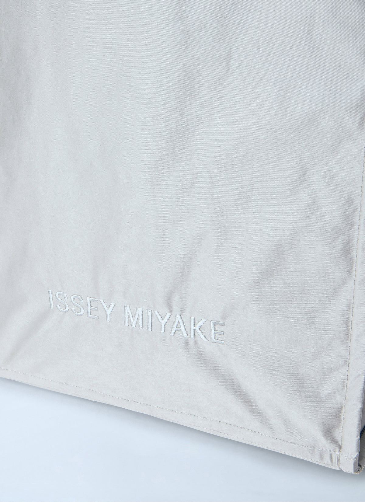 Issey Miyake Women Crumplable Tote Bag