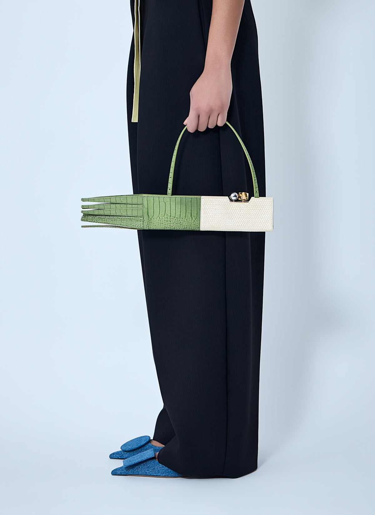 Jacquemus Women The Poireau Clutch Bag