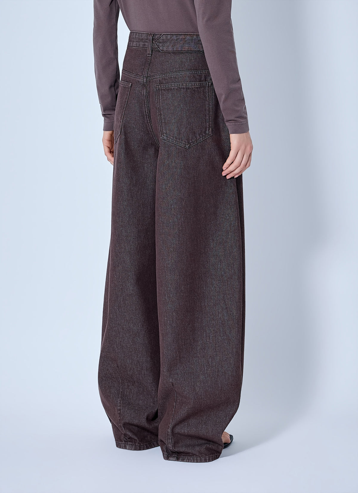 Jacquemus Women Le De-Nîmes Ovalo Jeans
