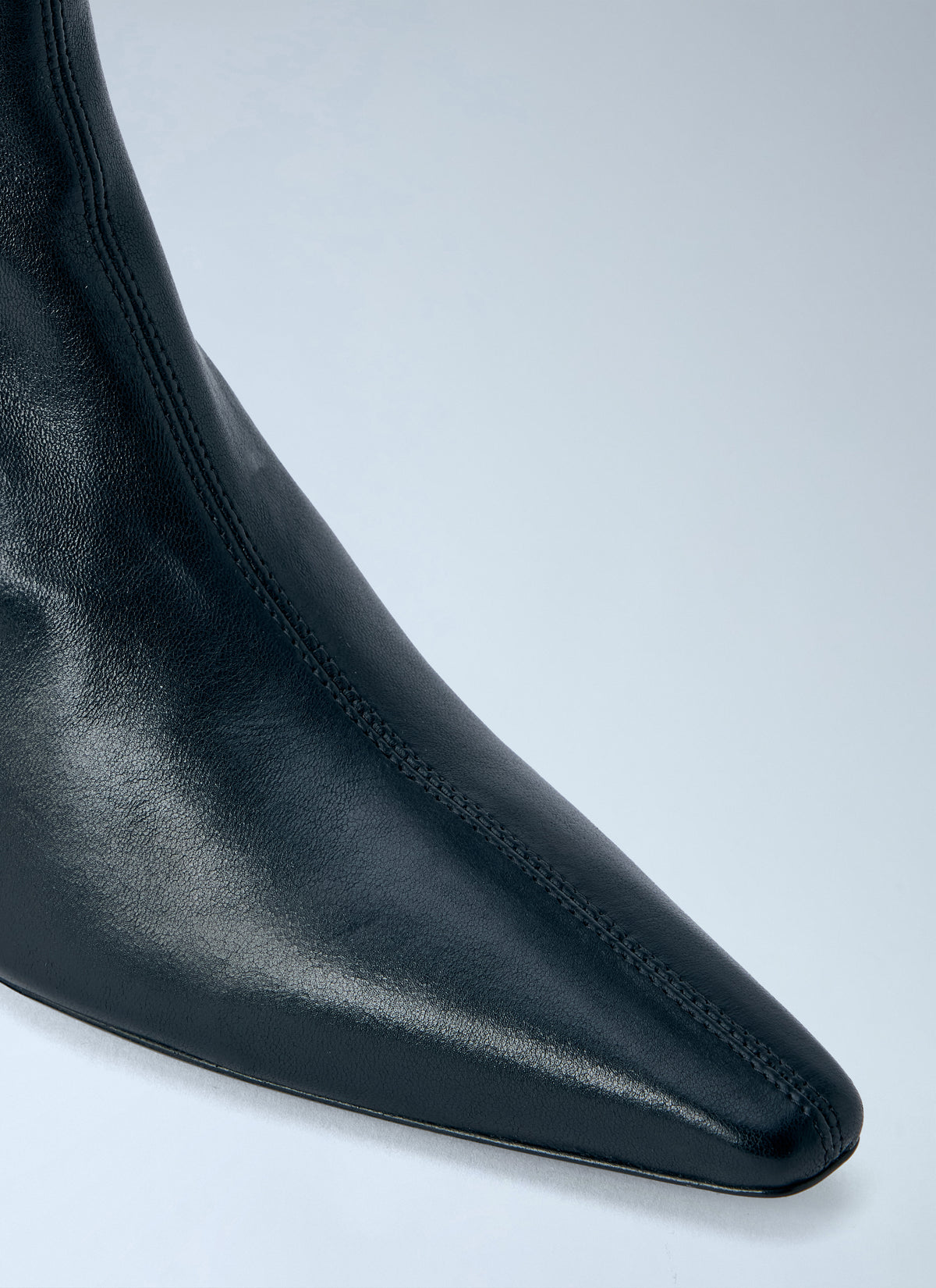 Jude Women Cave Ankle Boots