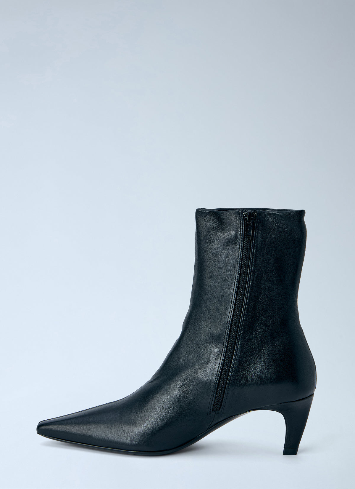 Jude Women Cave Ankle Boots