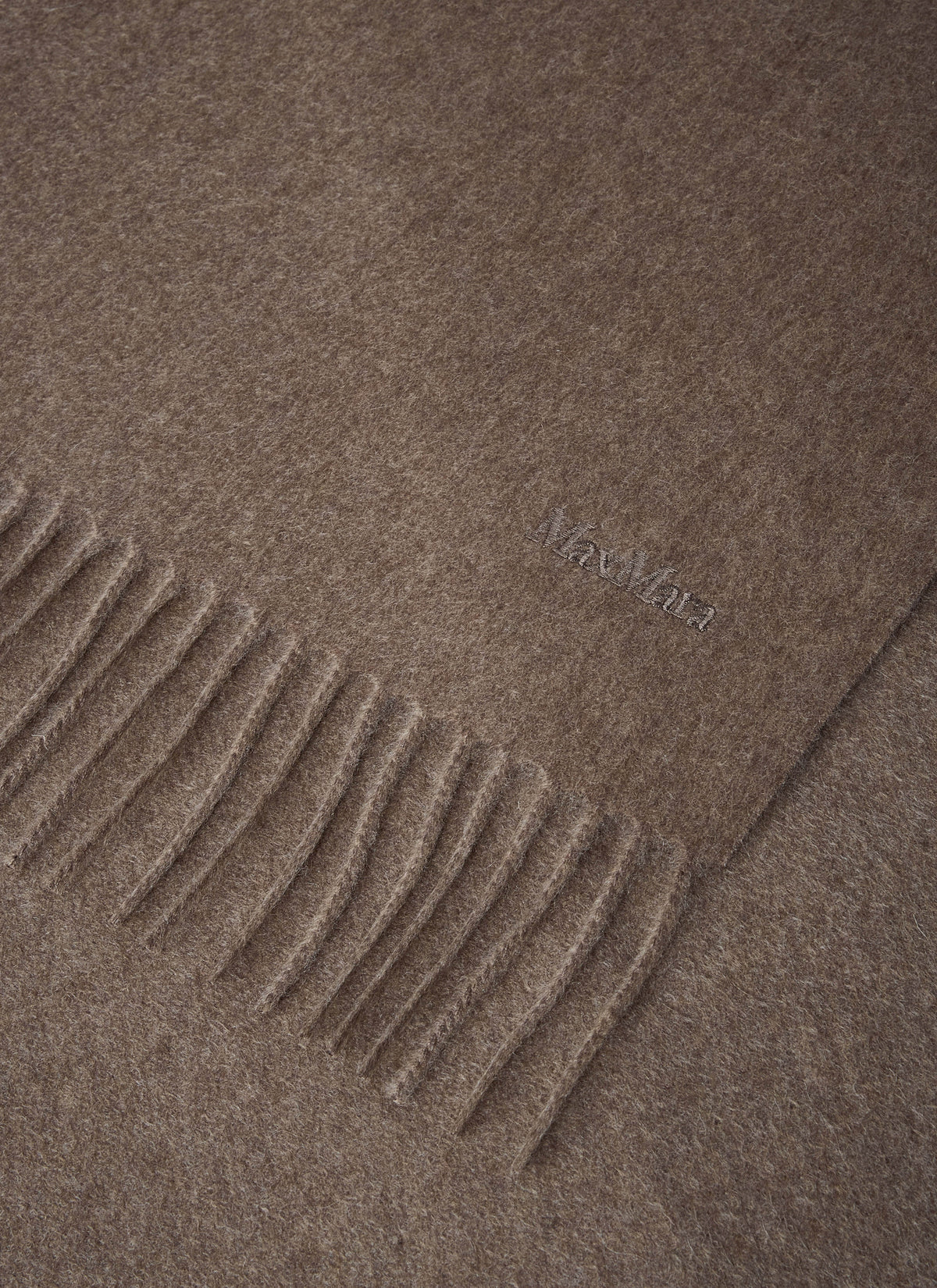 Max Mara Max Mara Women Cashmere Scarf